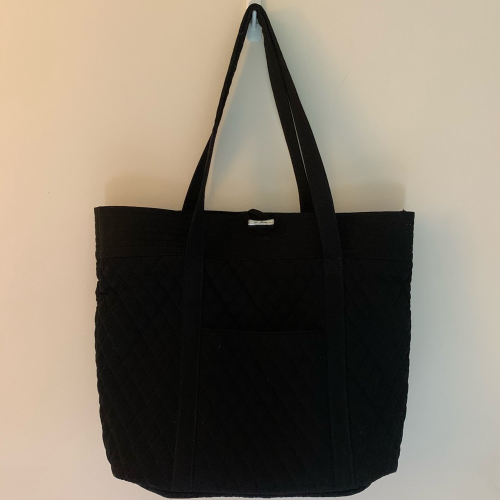 Vera Bradley • EUC Vera Bradley Quilted Tote